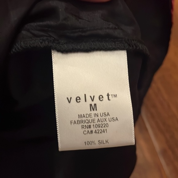 Velvet Silk Floral Skirt - Picture 4 of 5